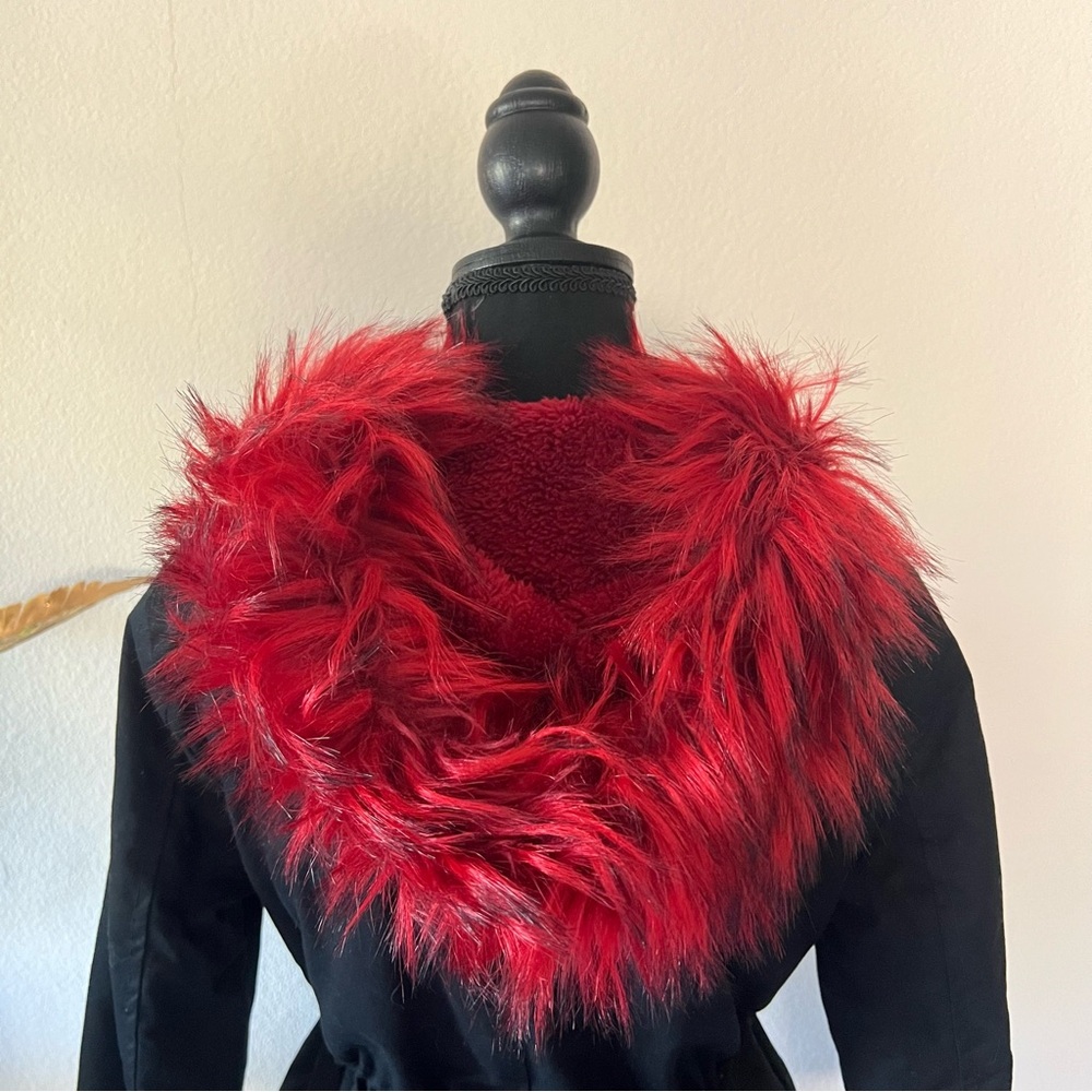 Y2K Rue 21 Black Floral Roses Embroidered Coat w Red Fur lined hood - Picture 6 of 16